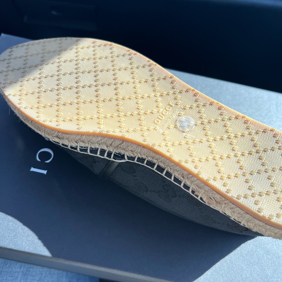 Authentic Gucci Monogram GG Espadrilles - Picture 3 of 6
